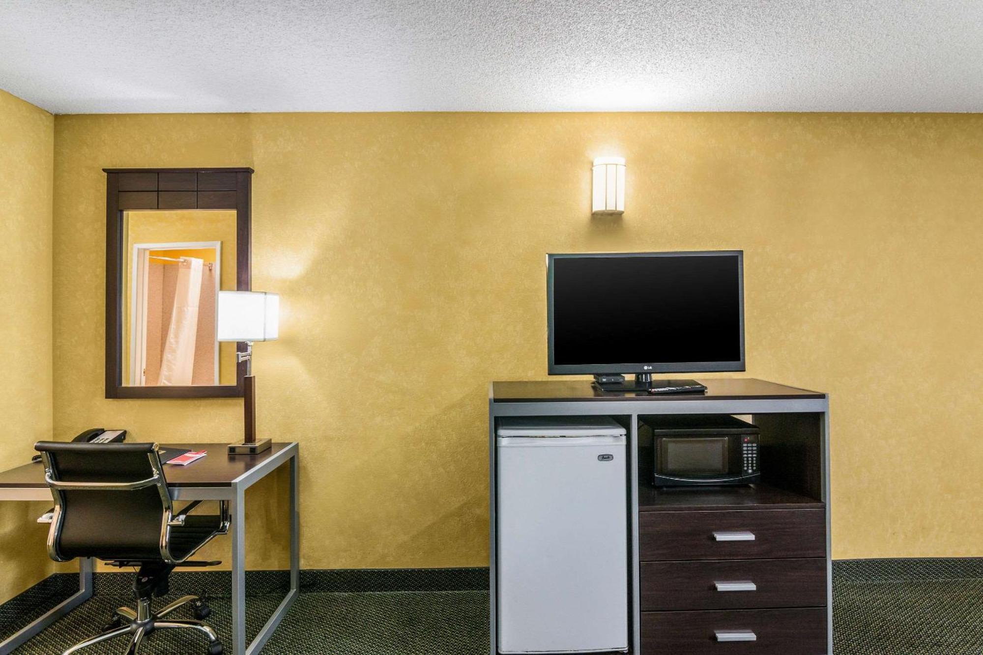 Econo Lodge Hesperia - Victorville I-15 Buitenkant foto