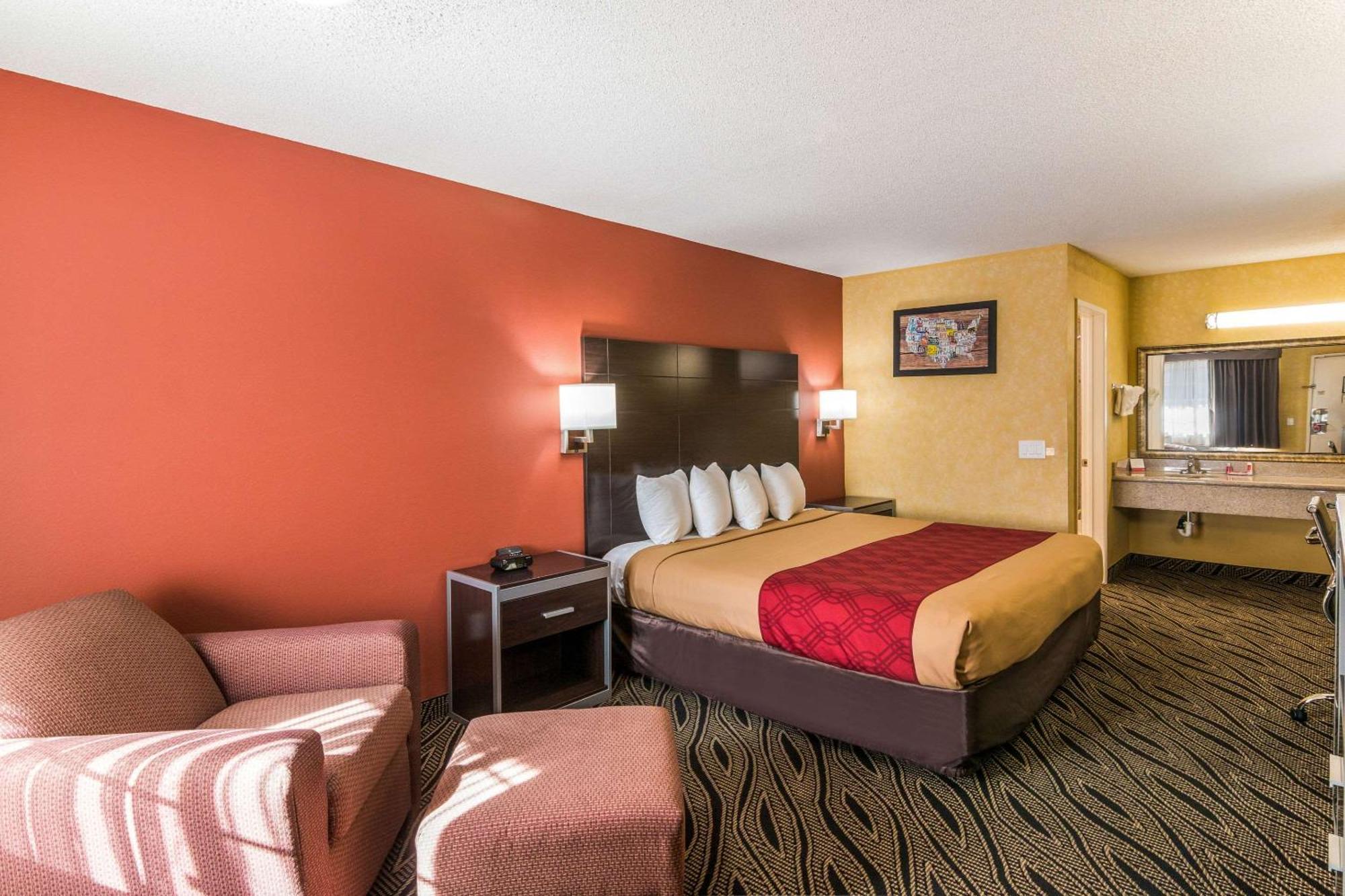 Econo Lodge Hesperia - Victorville I-15 Buitenkant foto