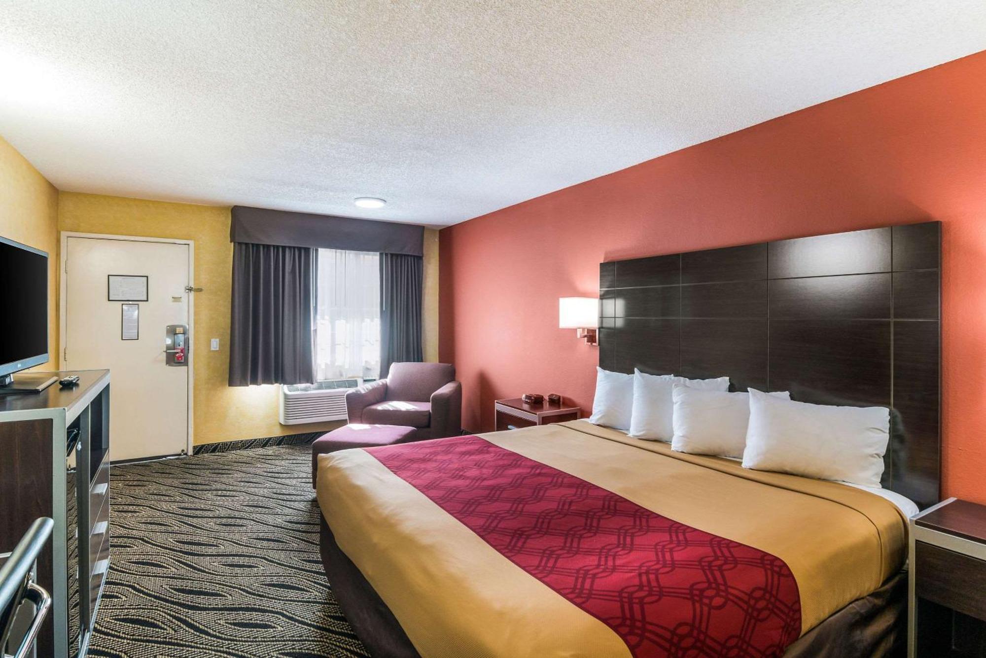 Econo Lodge Hesperia - Victorville I-15 Buitenkant foto